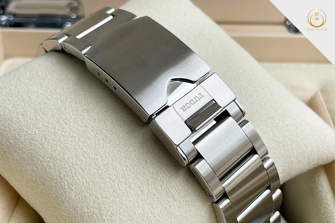 Tudor Heritage Chrono
