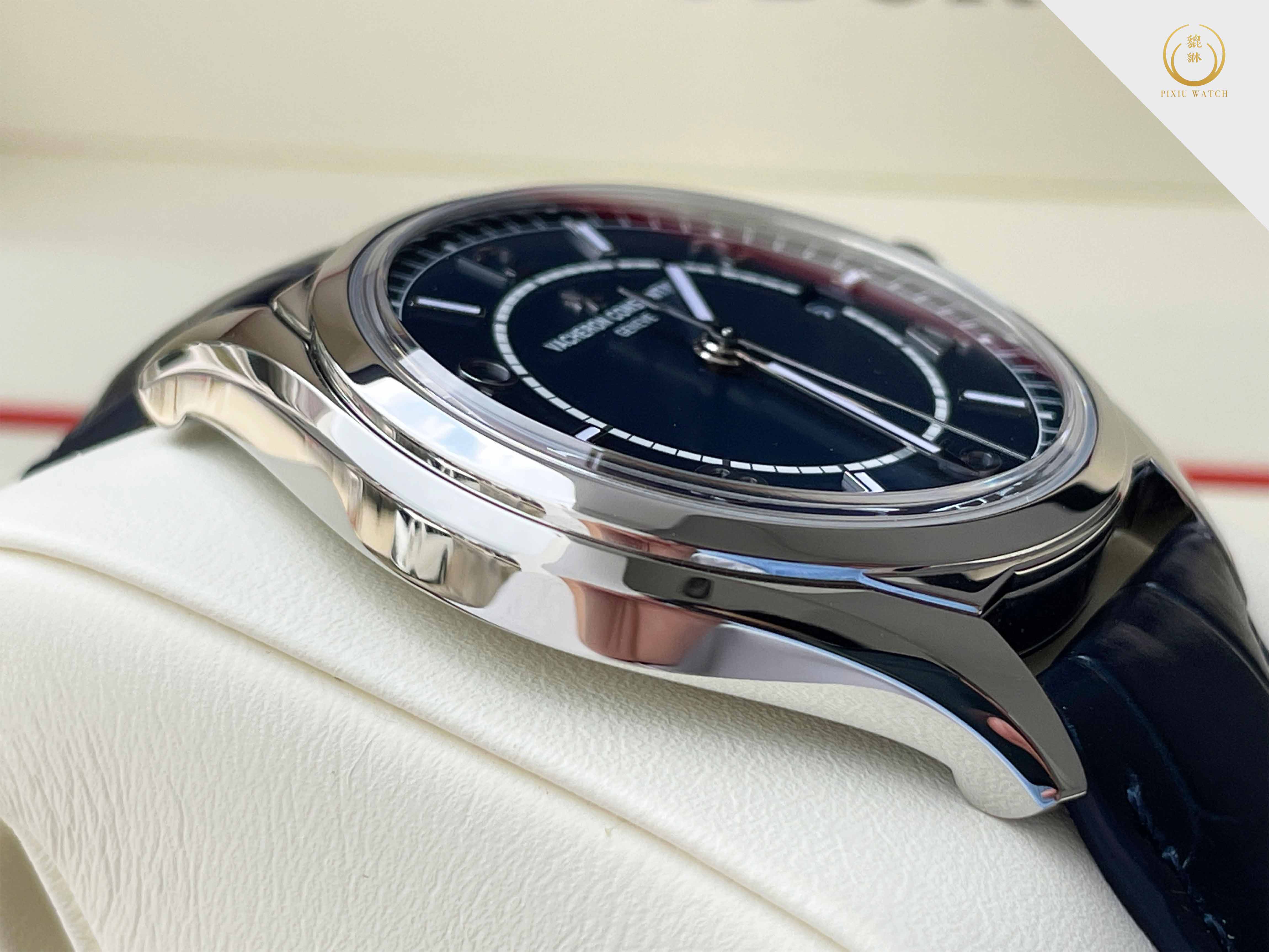 Vacheron Constantin Fiftysix