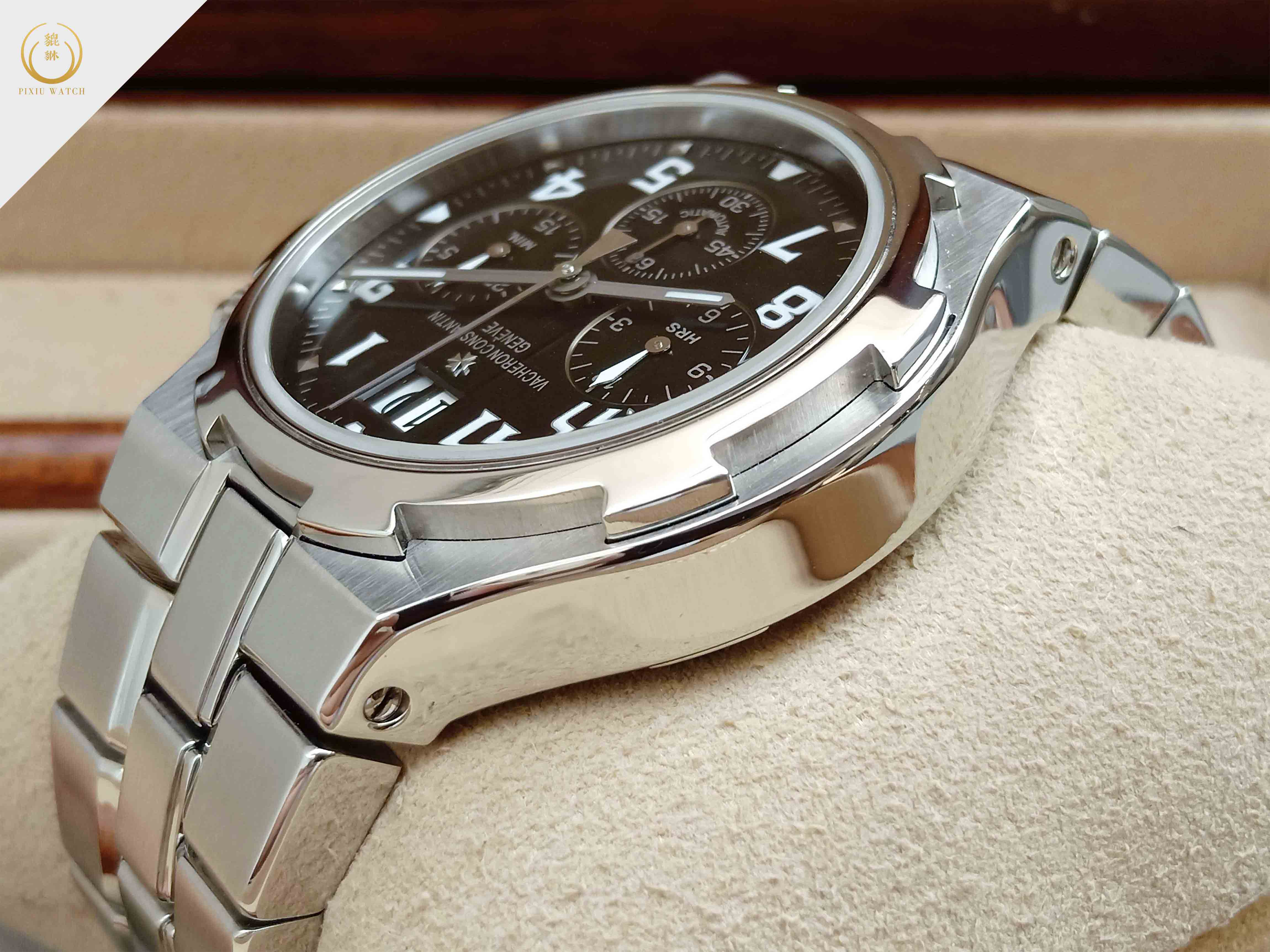 Vacheron Constantin Overseas Chronograph 49140