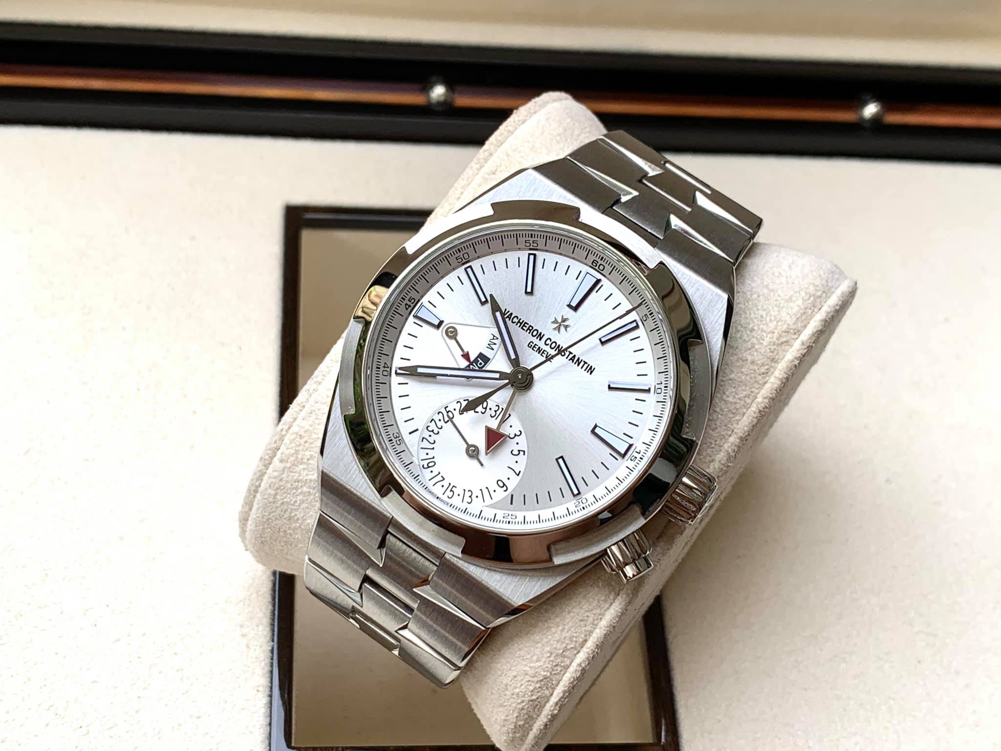 “New” Vacheron Constantin Overseas Dual Time