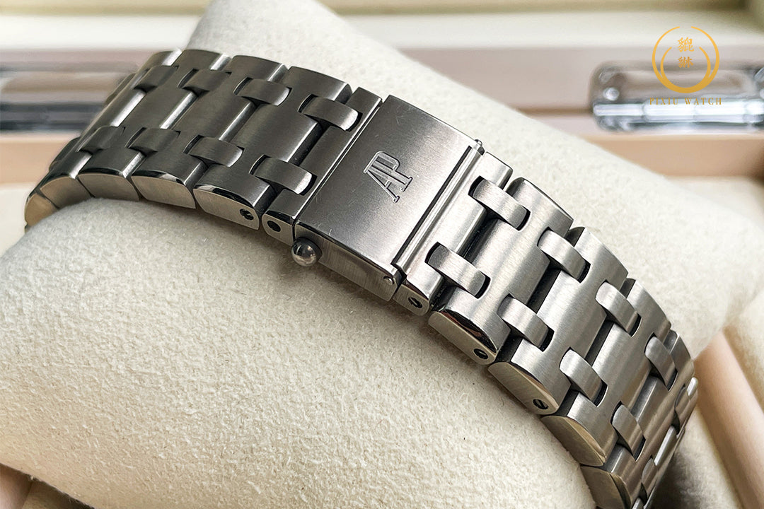 Audemars Piguet Royal Oak Offshore 26170TI Chronograph