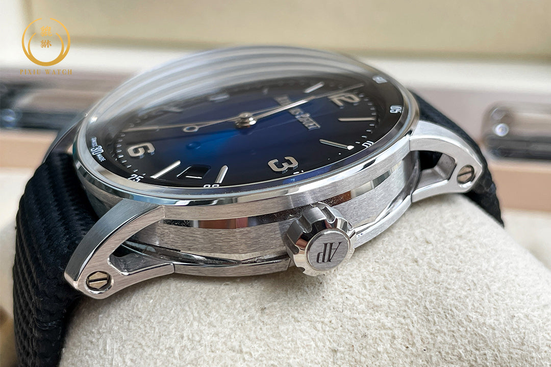 Audemars Piguet CODE 11.59 18CT White Gold Smoked Blue