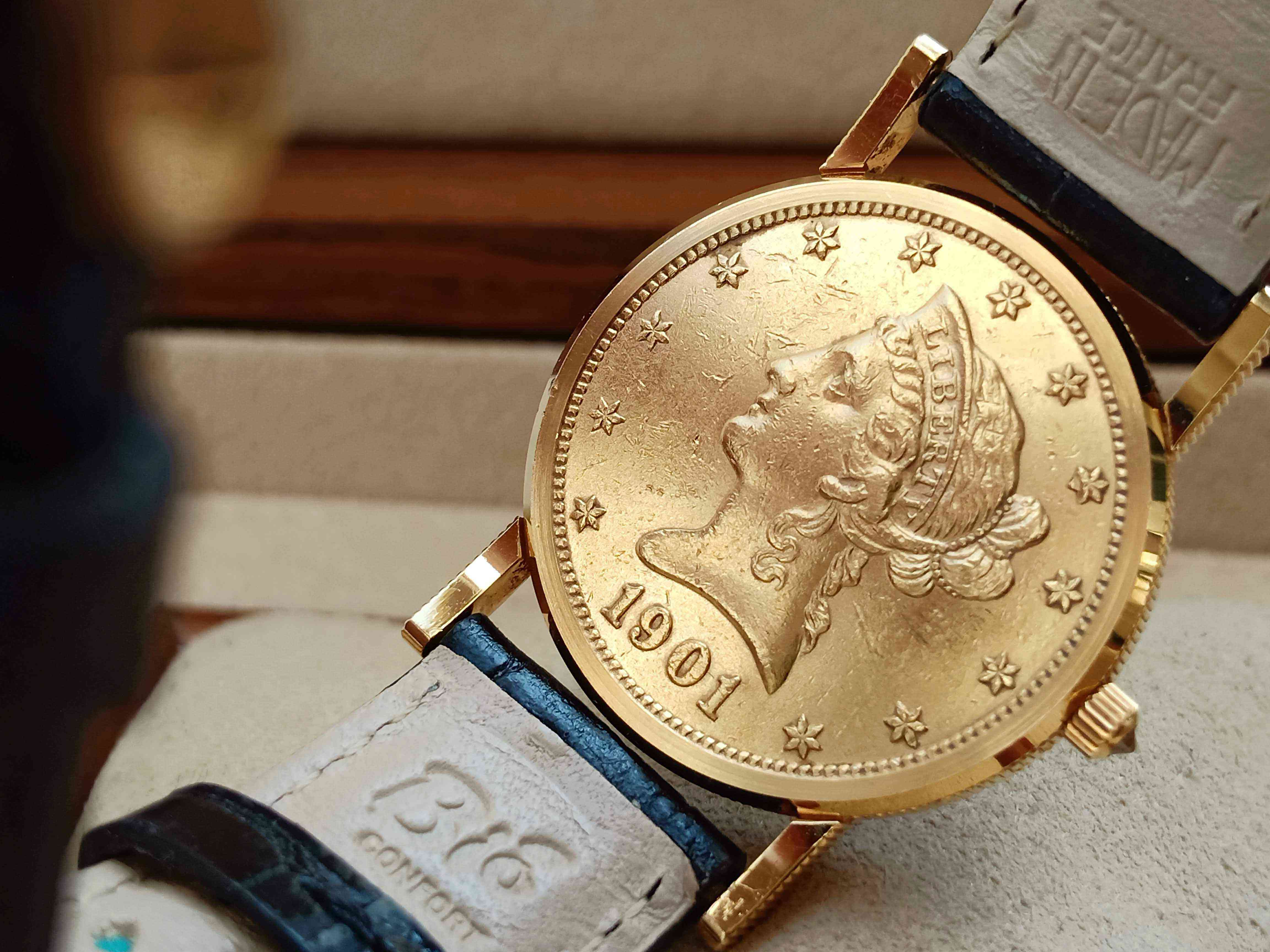 Corum Coin 10 Dollars Quartz