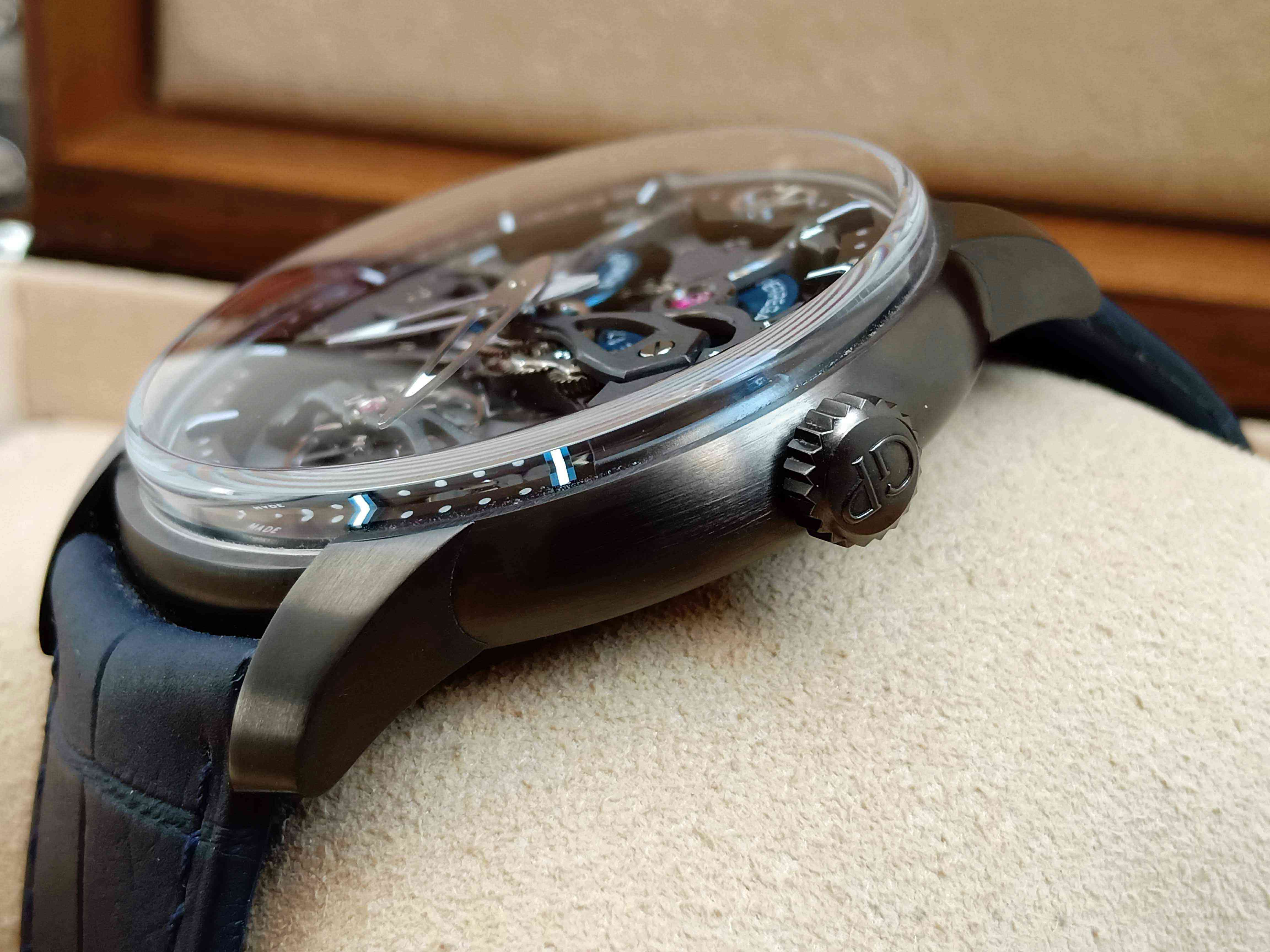 Girard-Perregaux Bridges Neo Bridges Earth to Sky Edition