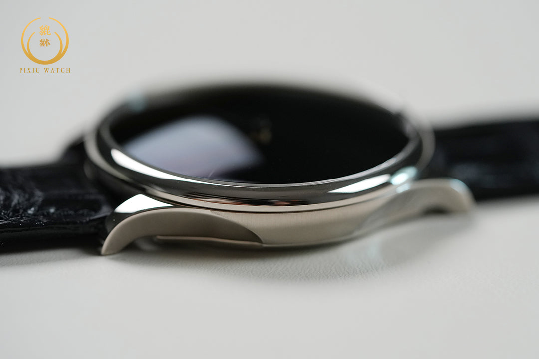 H. Moser & Cie. Venturer Black
