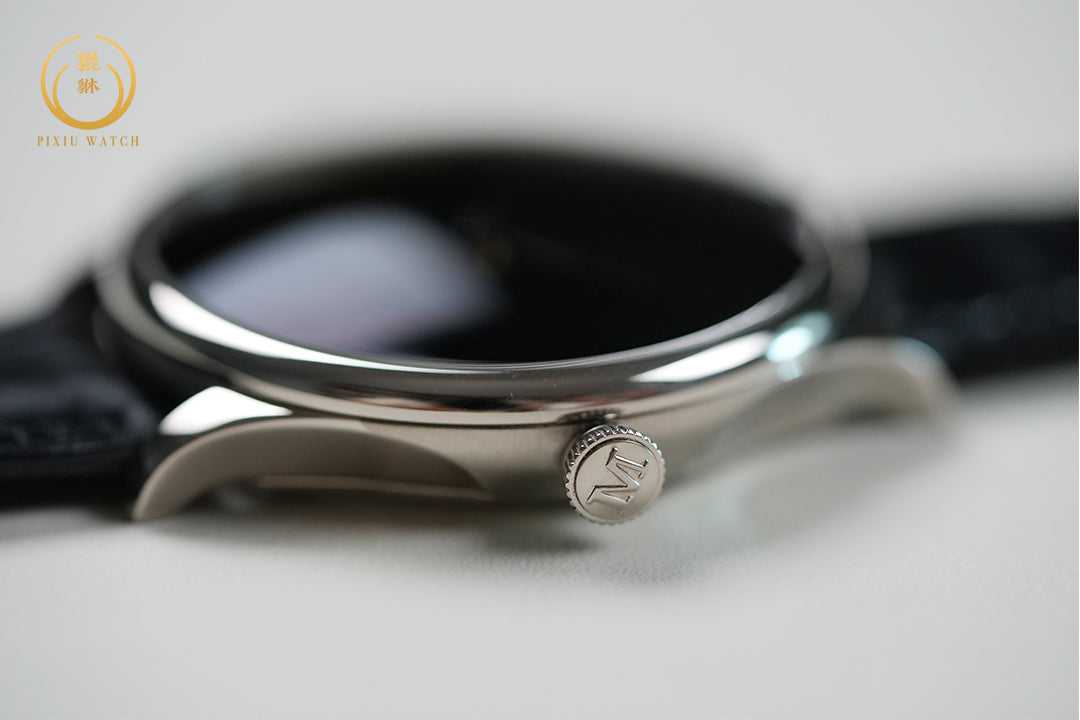 H. Moser & Cie. Venturer Black
