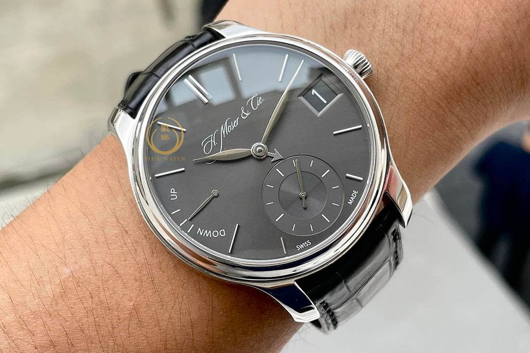 H. MOSER & CIE Endeavor Perpetual Calendar Platinum