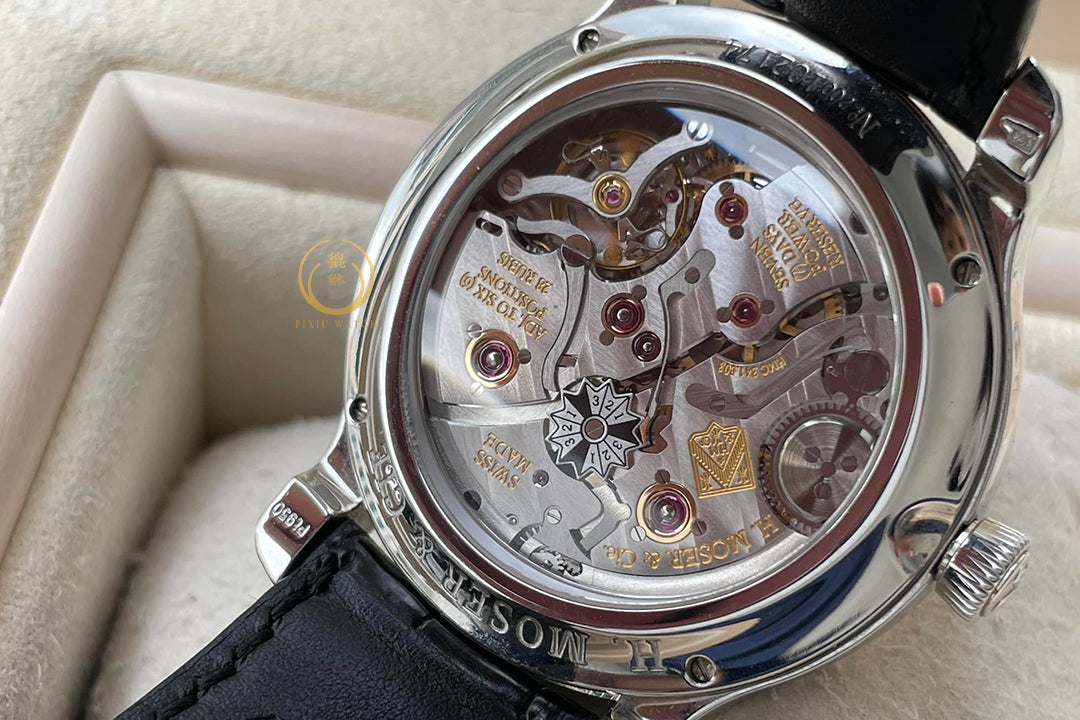 H. MOSER & CIE Endeavor Perpetual Calendar Platinum