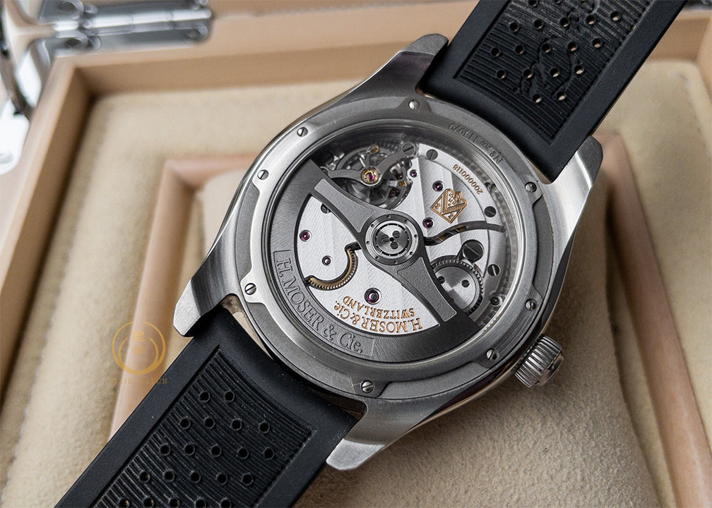 H. Moser & Cie. Pioneer Midnight Blue