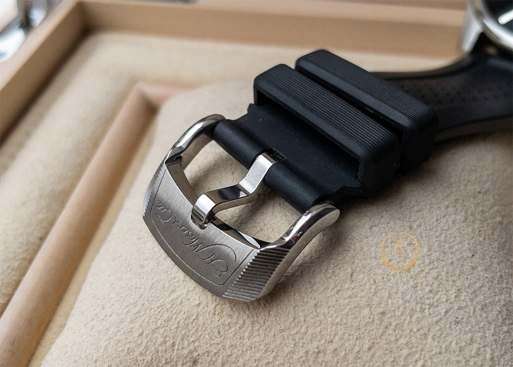 H. Moser & Cie. Pioneer Midnight Blue