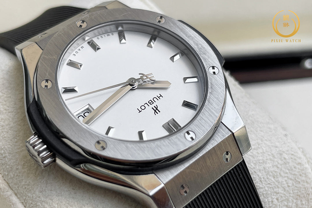 Hublot Classic Fusion Titanium Opalin