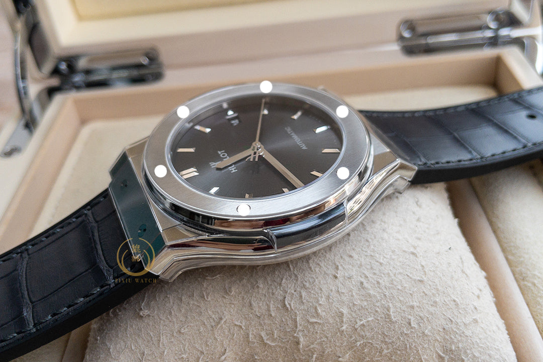 “ของใหม่” Hublot Classic Fusion Racing Grey Titanium