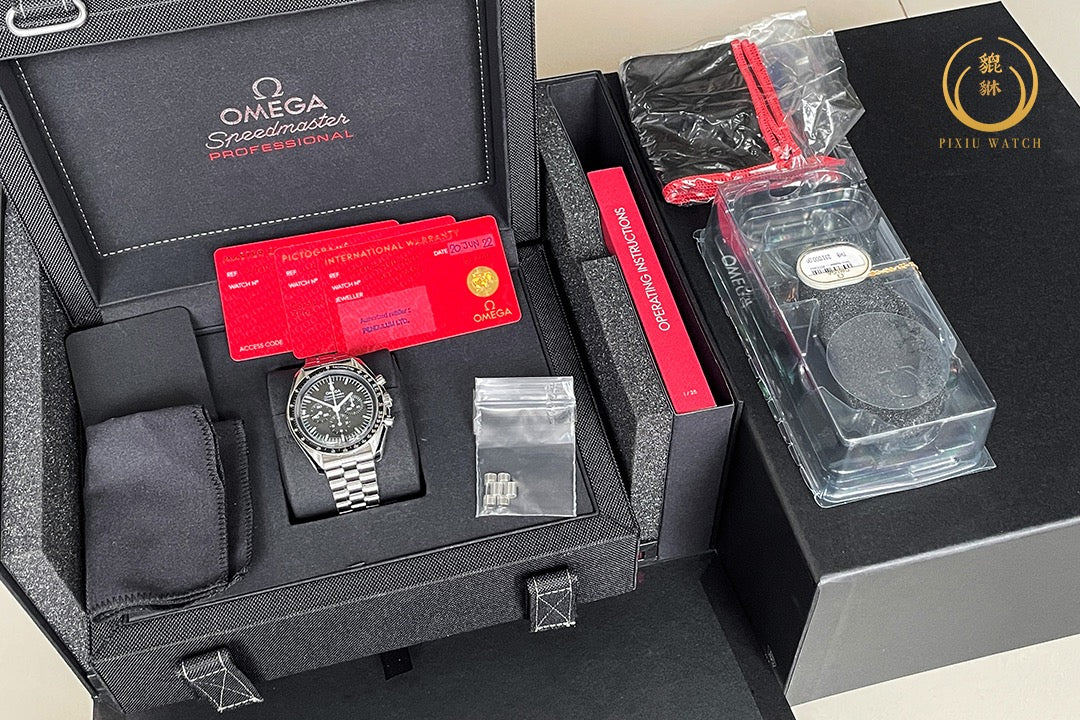 Omega Speedmaster Moonwatch Chronograph