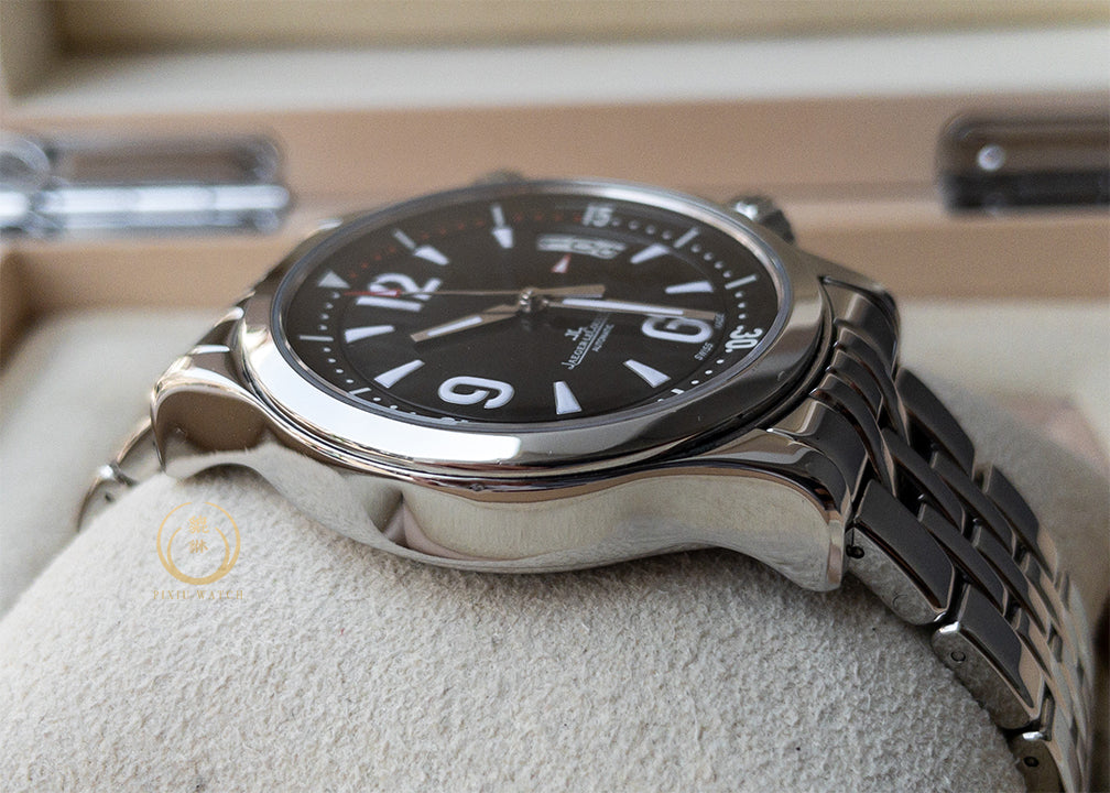 “Must Have” JLC Master Compressor Gold Medal