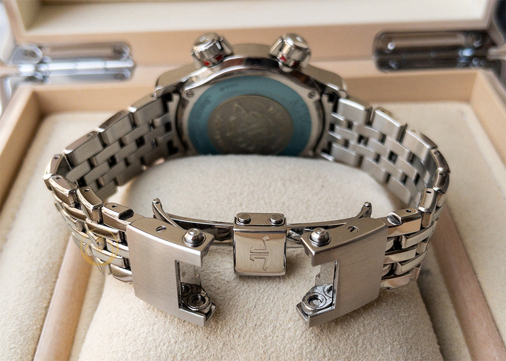 “Must Have” JLC Master Compressor Gold Medal