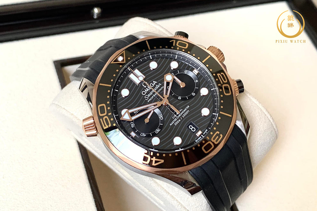 Omega Seamaster Diver 300M Master Chronograph Steel/Sedna Gold
