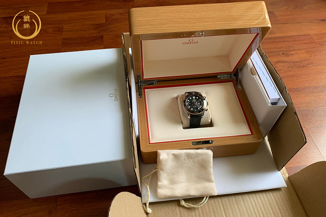 Omega Seamaster Diver 300M Master Chronograph Steel/Sedna Gold