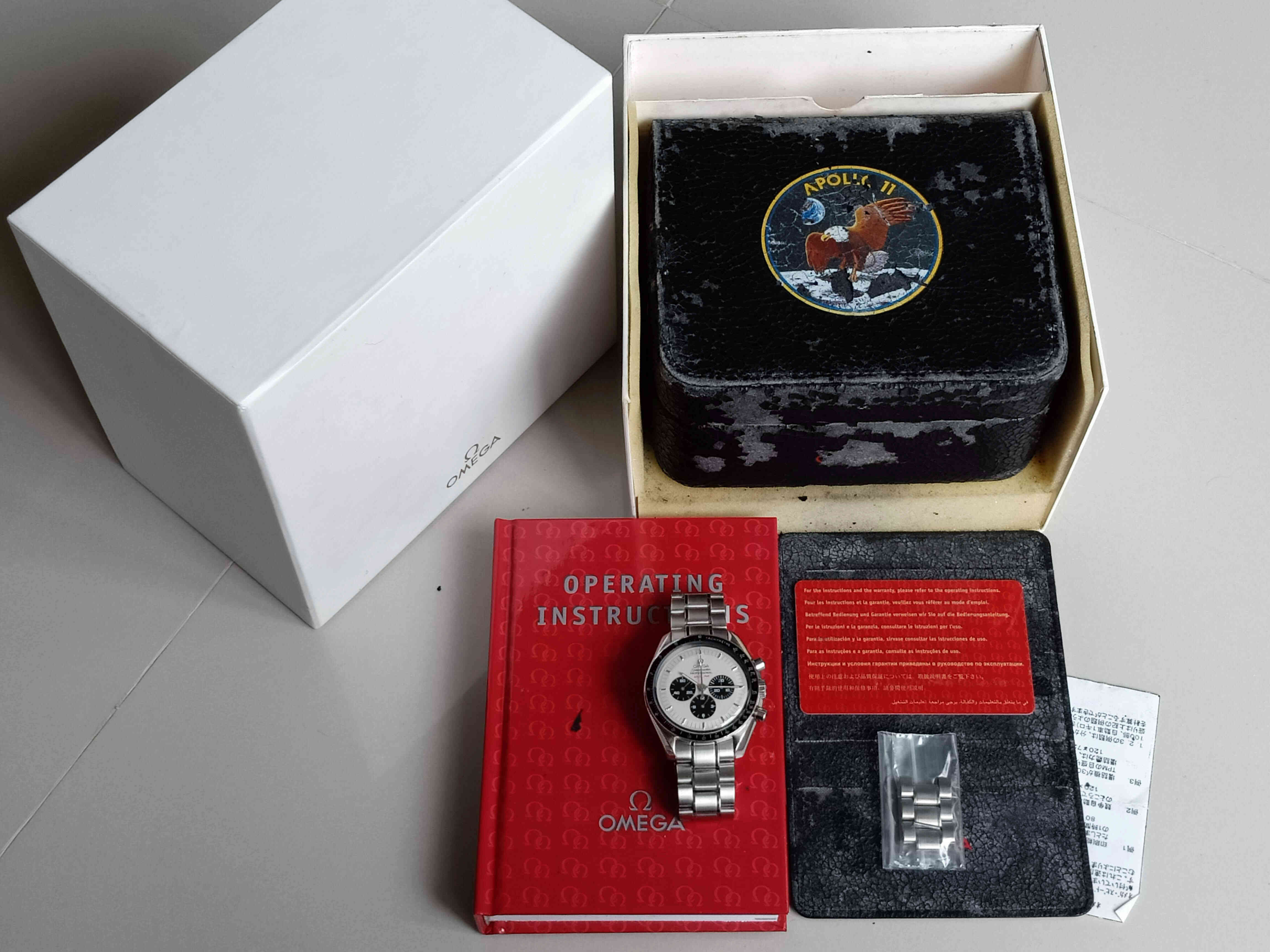 Omega Speed Master Limited Apollo11 35th Aniversary Panda Dial