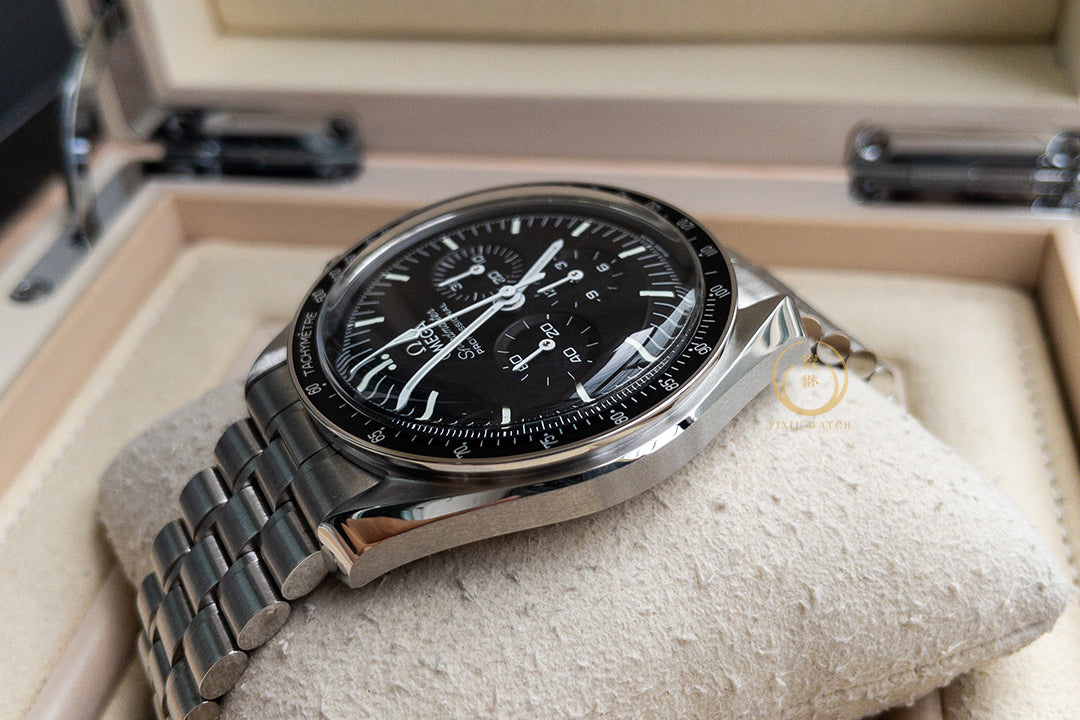 “ของใหม่” Omega Speedmaster 3861 Moonwatch Hesalite