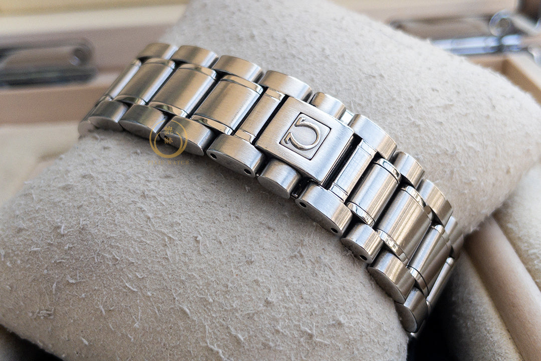Omega Speedmaster Date