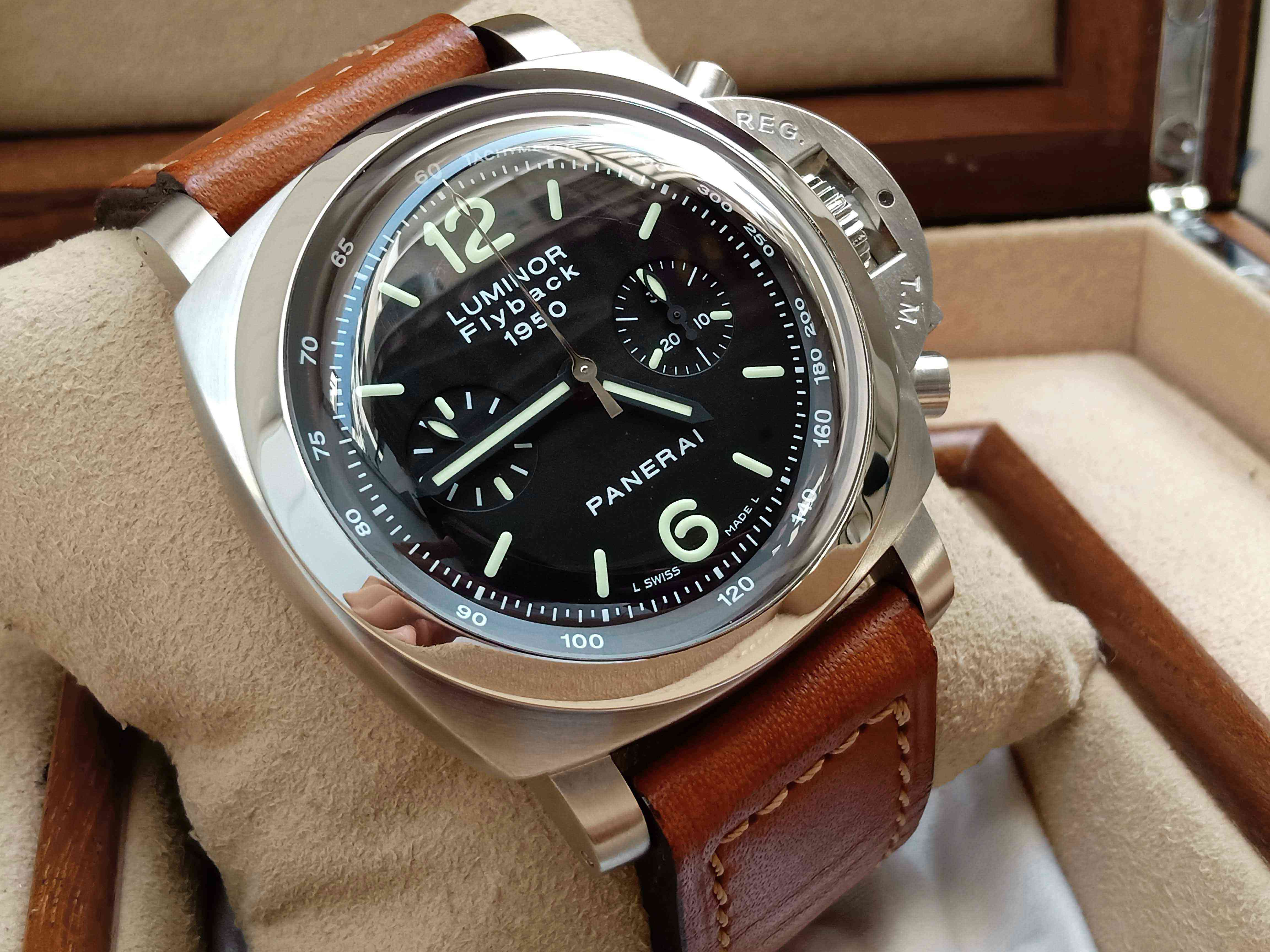 Panerai Luminor 1950 Chronograph Flyback Pam212