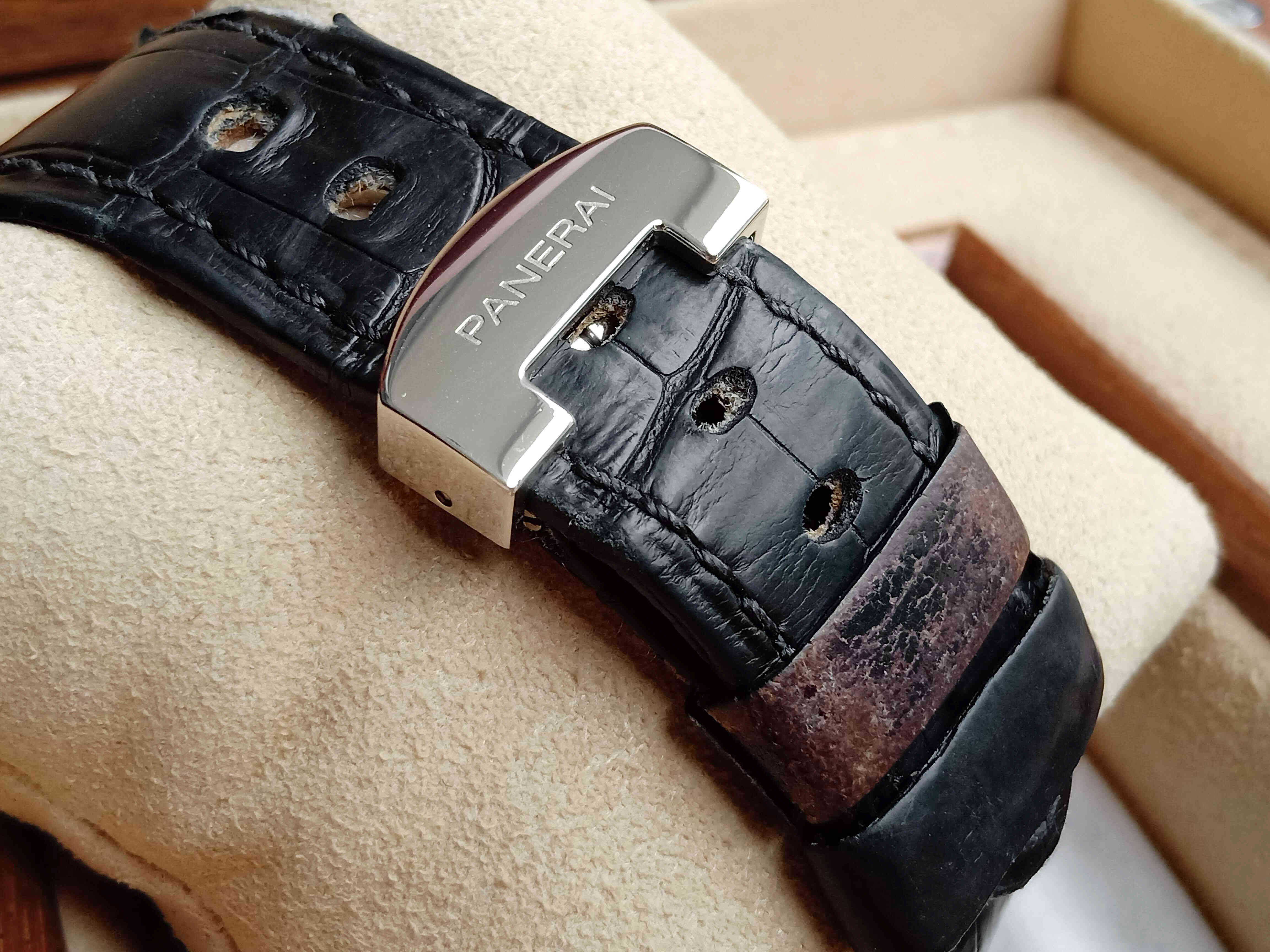 Panerai Luminor Chrono White Gold PAM00189