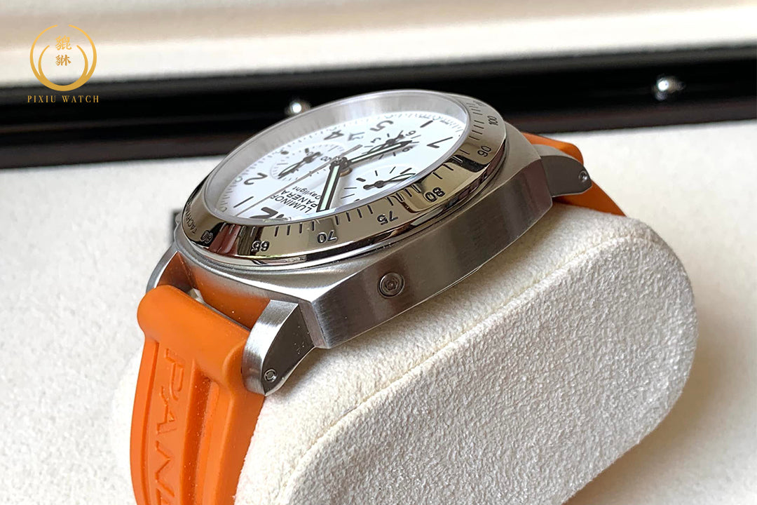 Panerai Luminor PAM 188 Chrono Daylight White