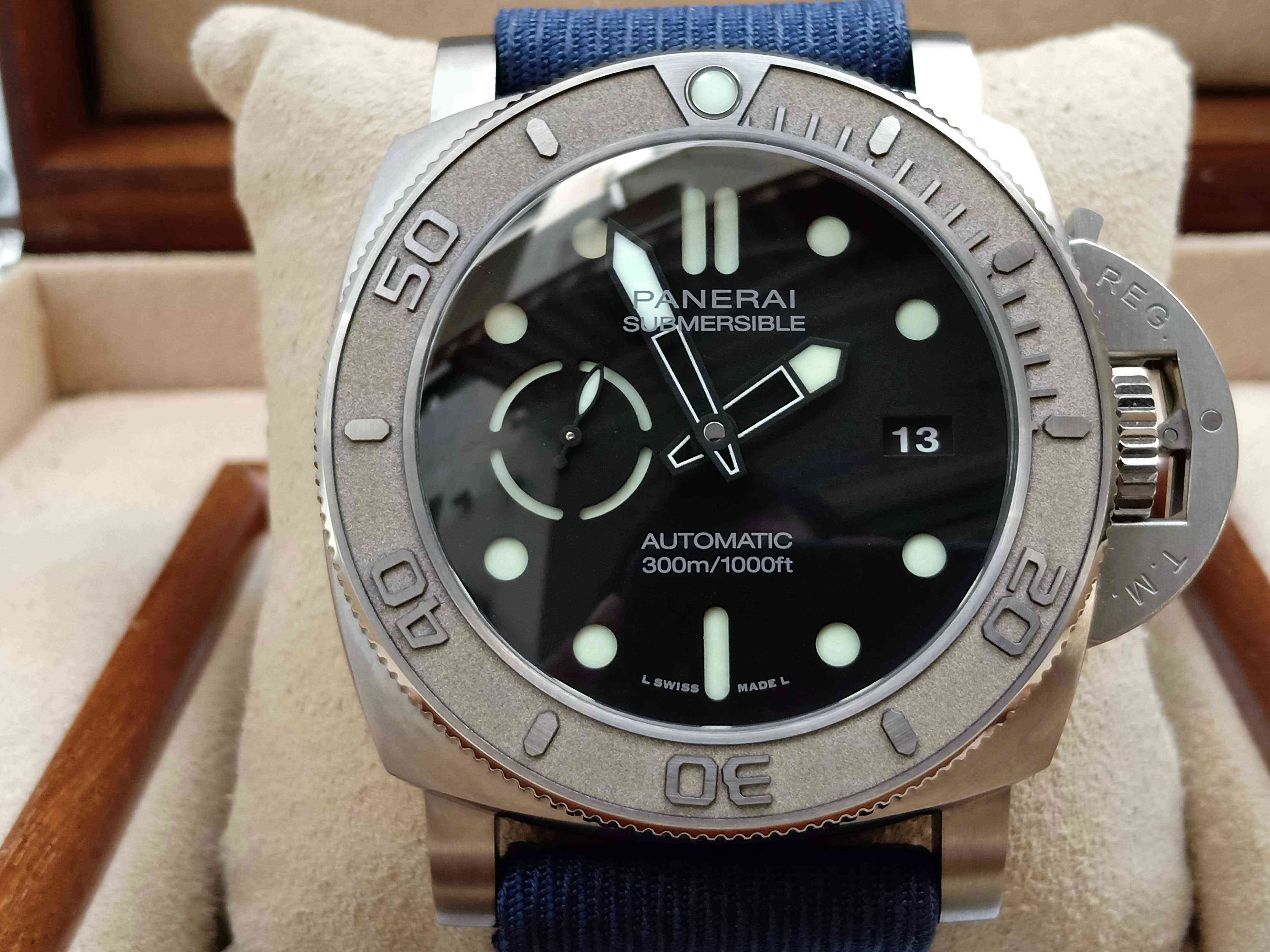 Panerai Submersible Mike Horn Edition PAM984
