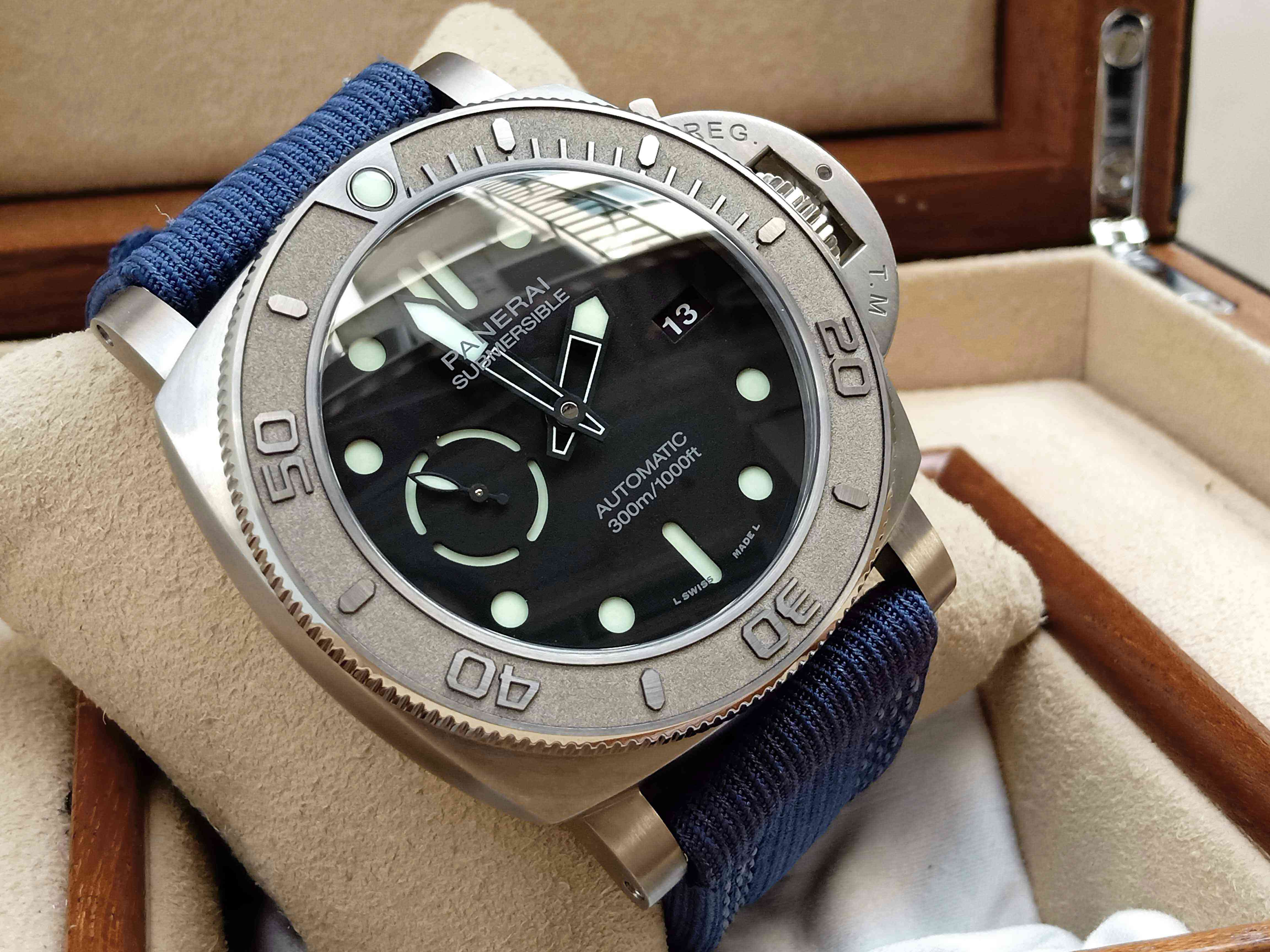 Panerai Submersible Mike Horn Edition PAM984