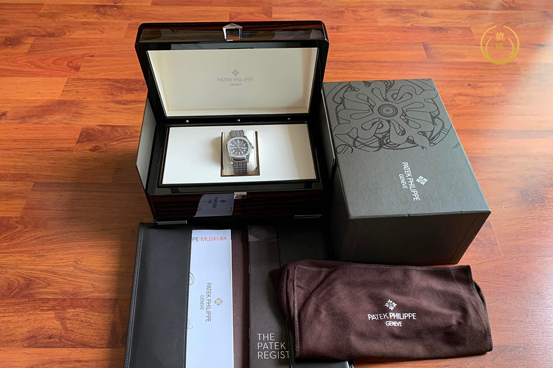 Patek Philippe Aquanaut 5067A-023 Etoupe Diamonds