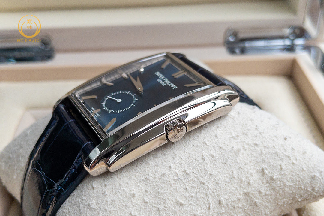 Patek Philippe Gondolo 5124G-011 White Gold Blue Dial