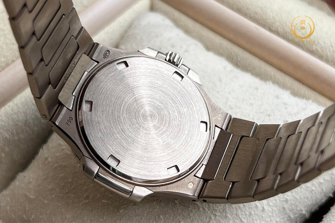 Patek Philippe Ladies' Nautilus 7011/1G White Gold