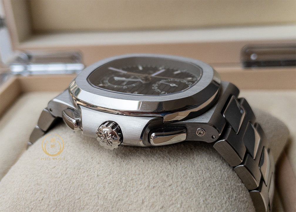 Patek Philippe Nautilus 5990/1A Travel Time
