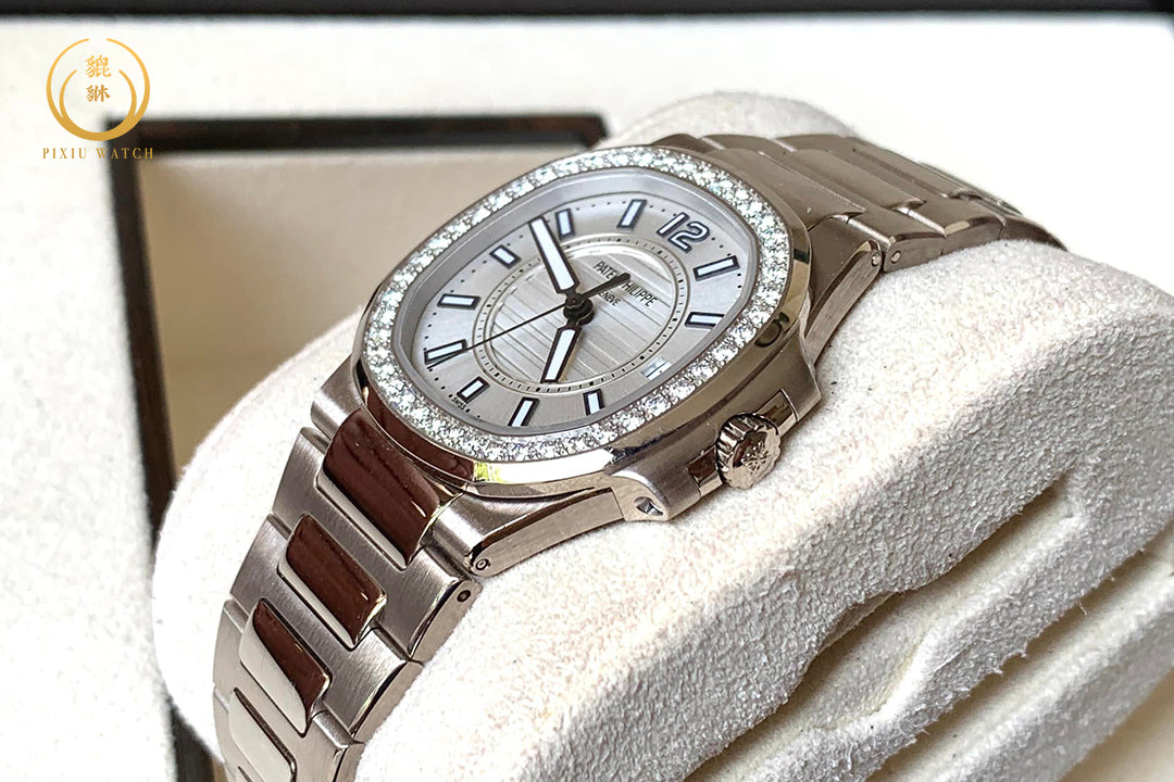 Patek Philippe Nautilus 7010/1G-001 White Gold Diamond