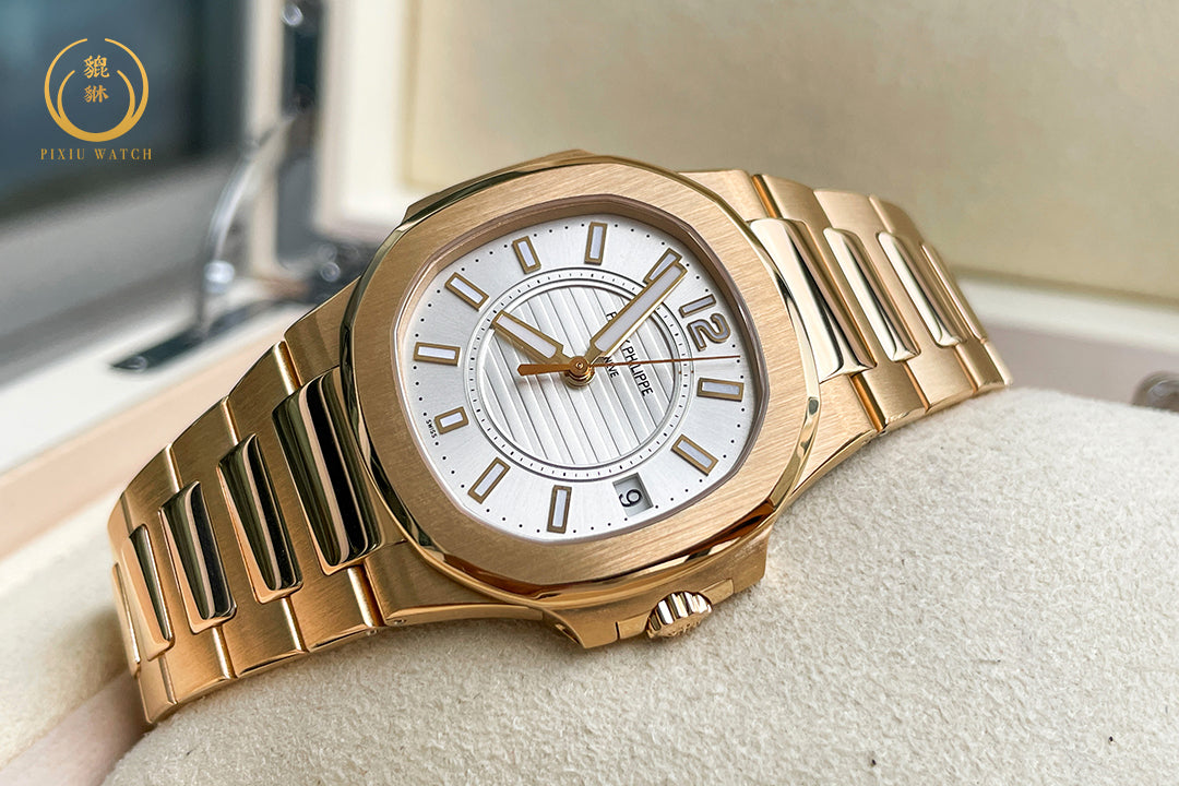 Patek Philippe Nautilus 7011/1R 18C Rose Gold