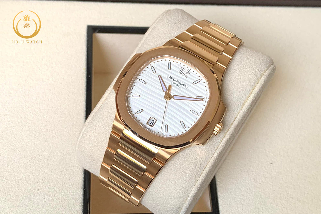 New' Patek Philippe Nautilus 7118/1R-001 Full Rose Gold