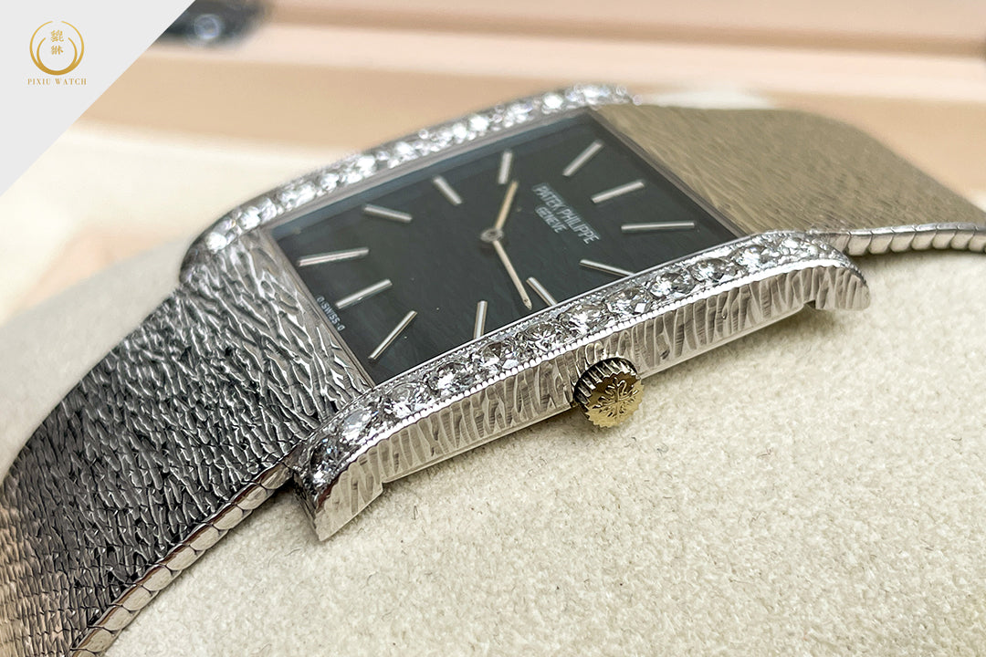 Patek Philippe Vintage Gondolo 3553 18CT White Gold Blue Dial