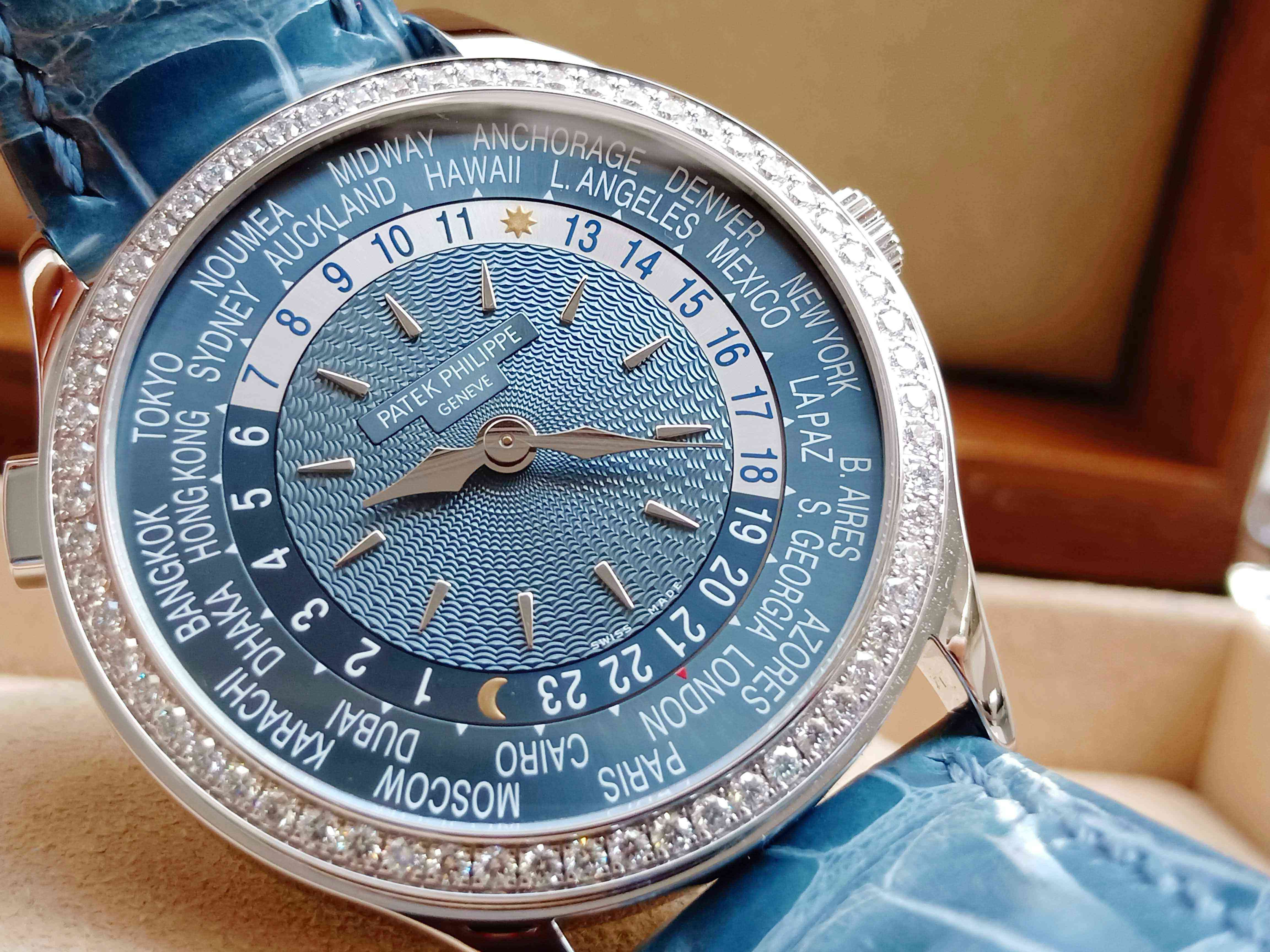 Patek Philippe World Time 7130G-014
