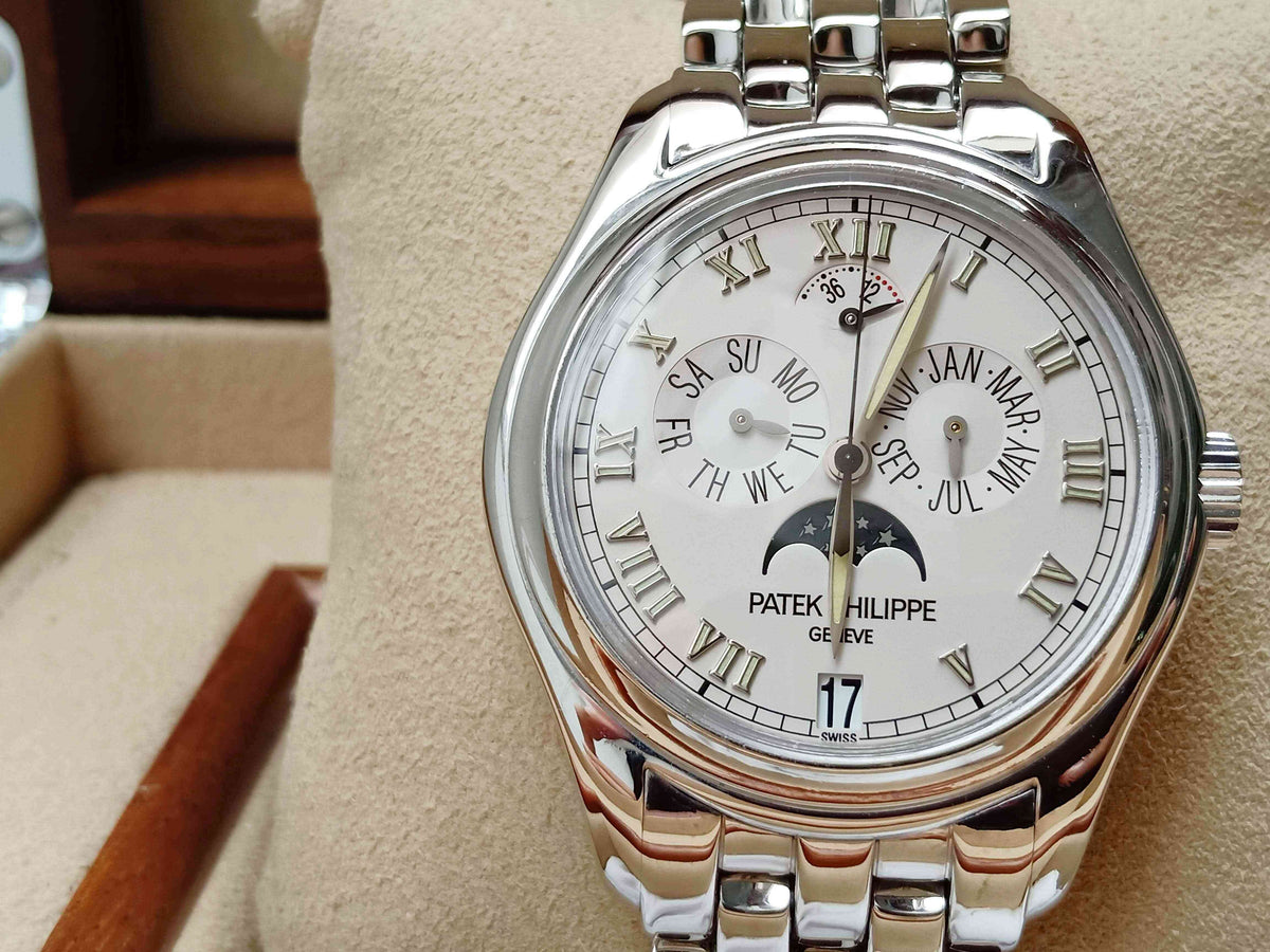 Patek Phillippe Complications 5036/1G Annual Calendar