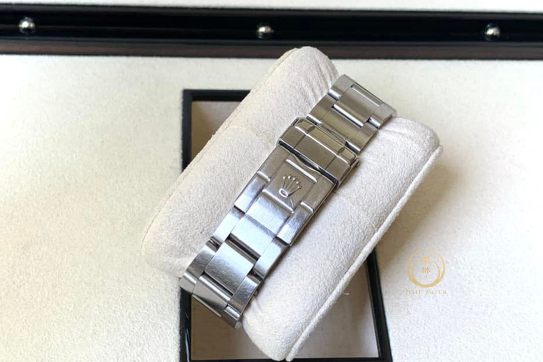 Rolex Explorer 14270 Swiss Only