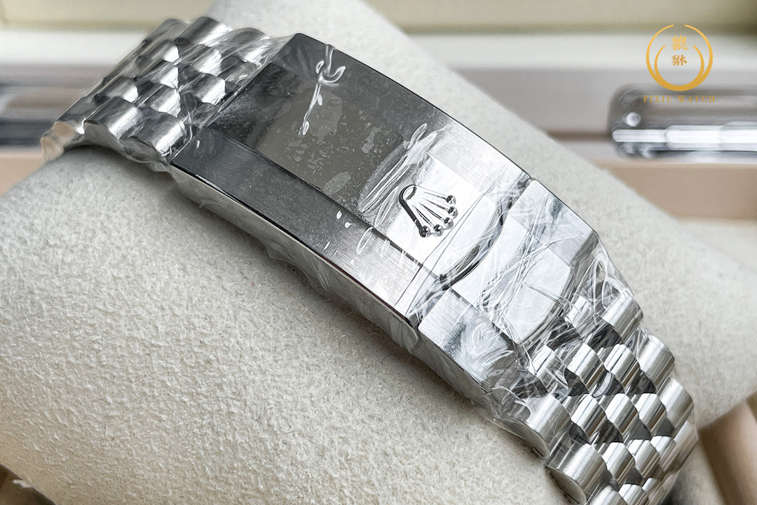 “ของใหม่” Rolex Sky-Dweller Black Roleso