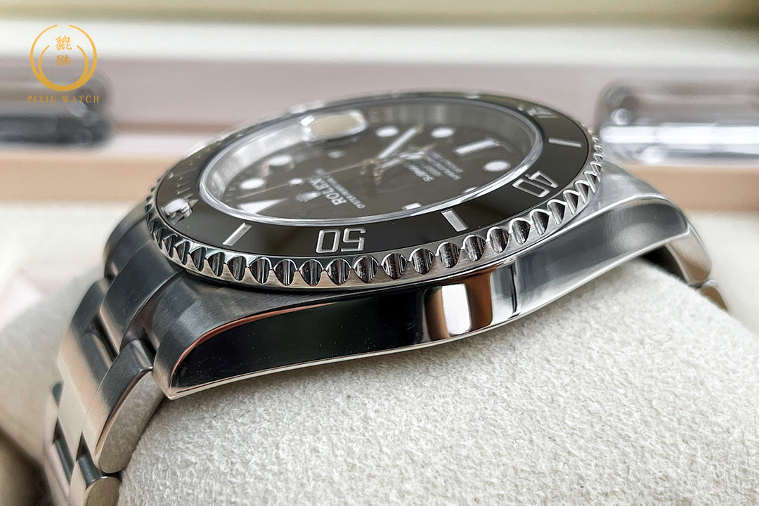 Rolex Submariner Date