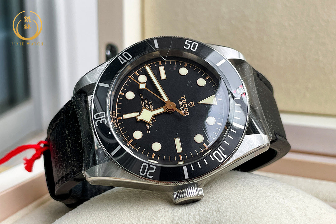 NEW" Tudor Black Bay Black Aged Strap