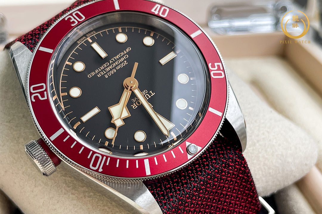 “ของใหม่” Tudor Black Bay Red Burgundy