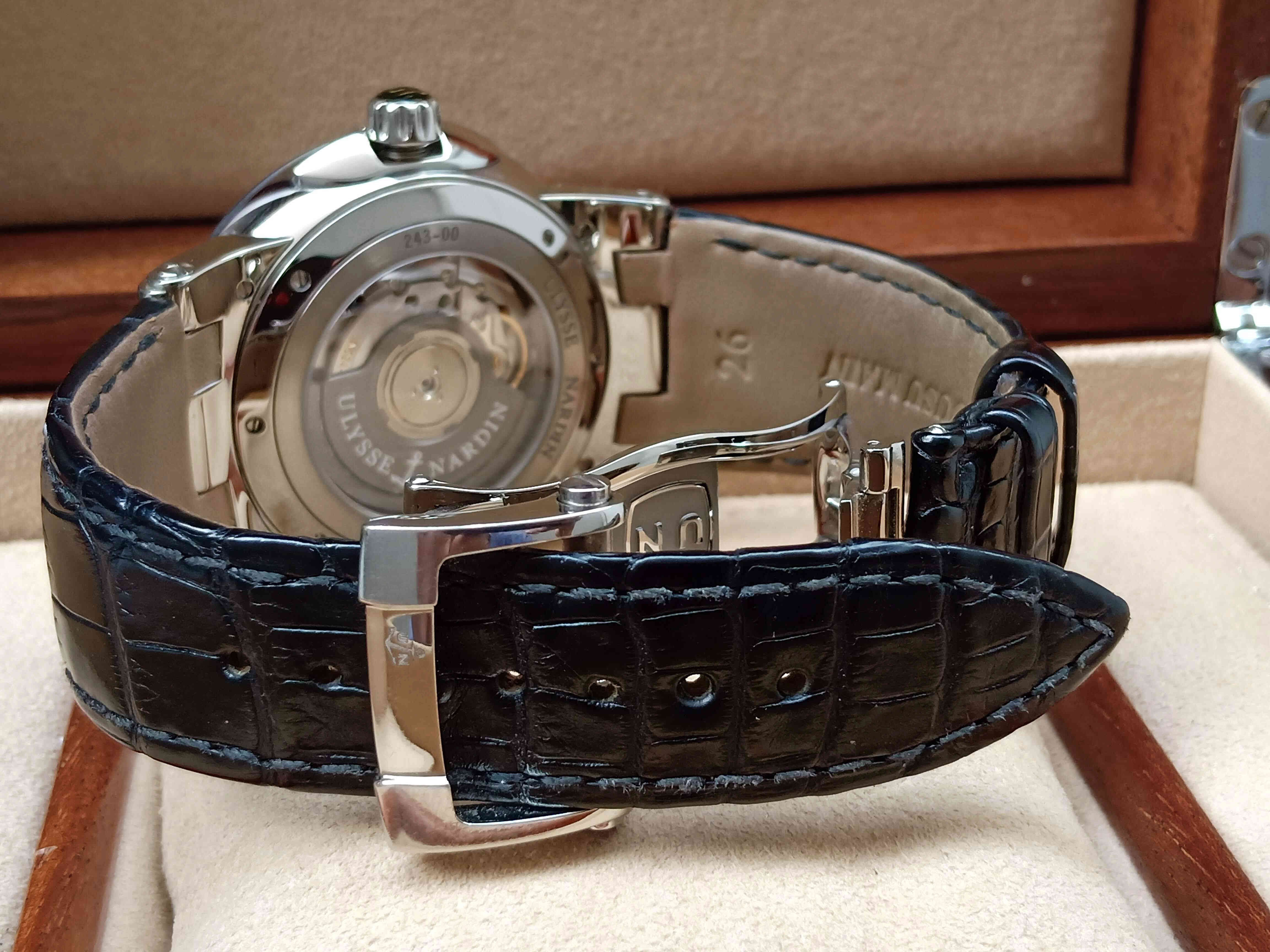 Ulysse Nardin Executive Dual Time
