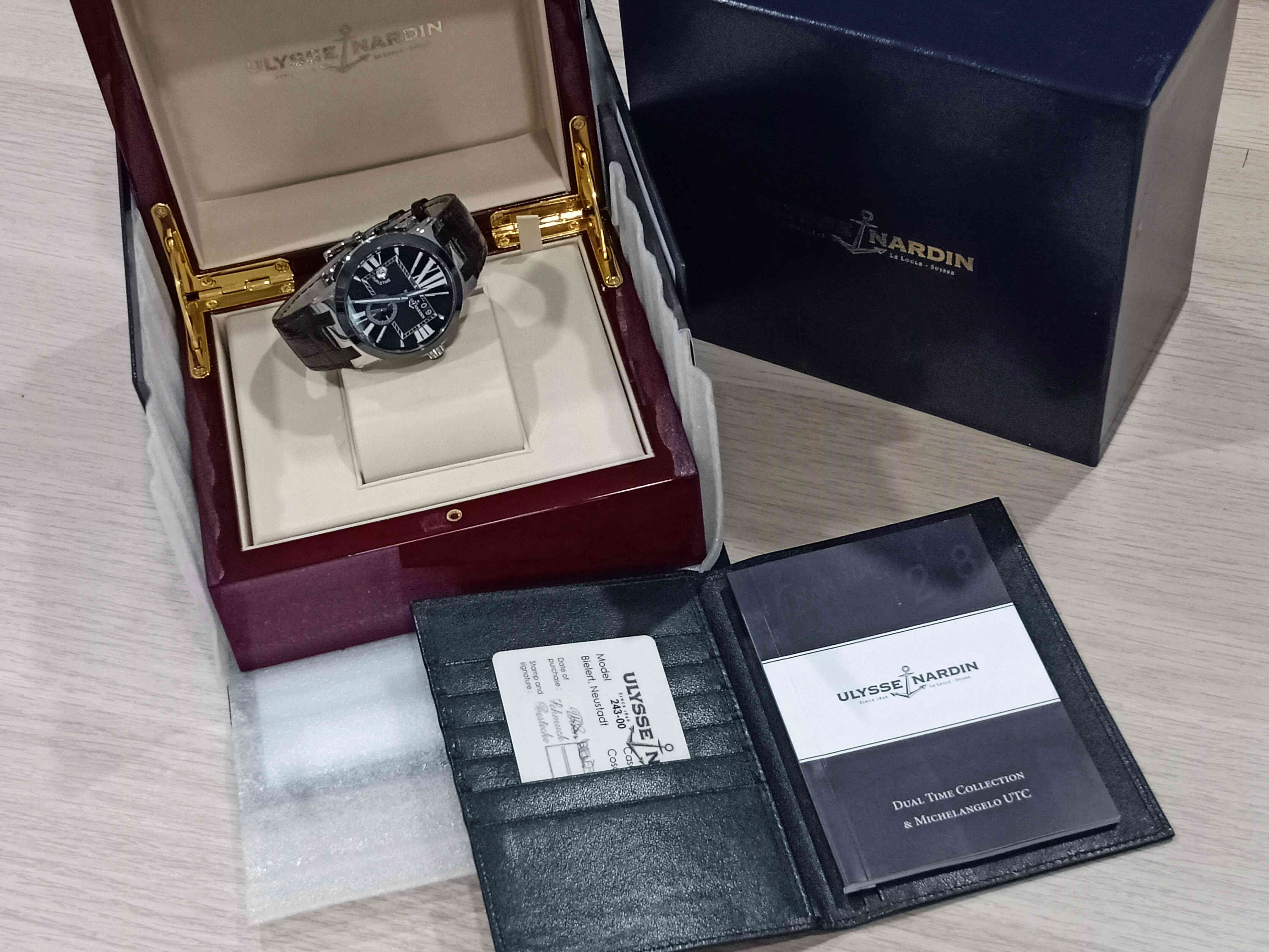 Ulysse Nardin Executive Dual Time