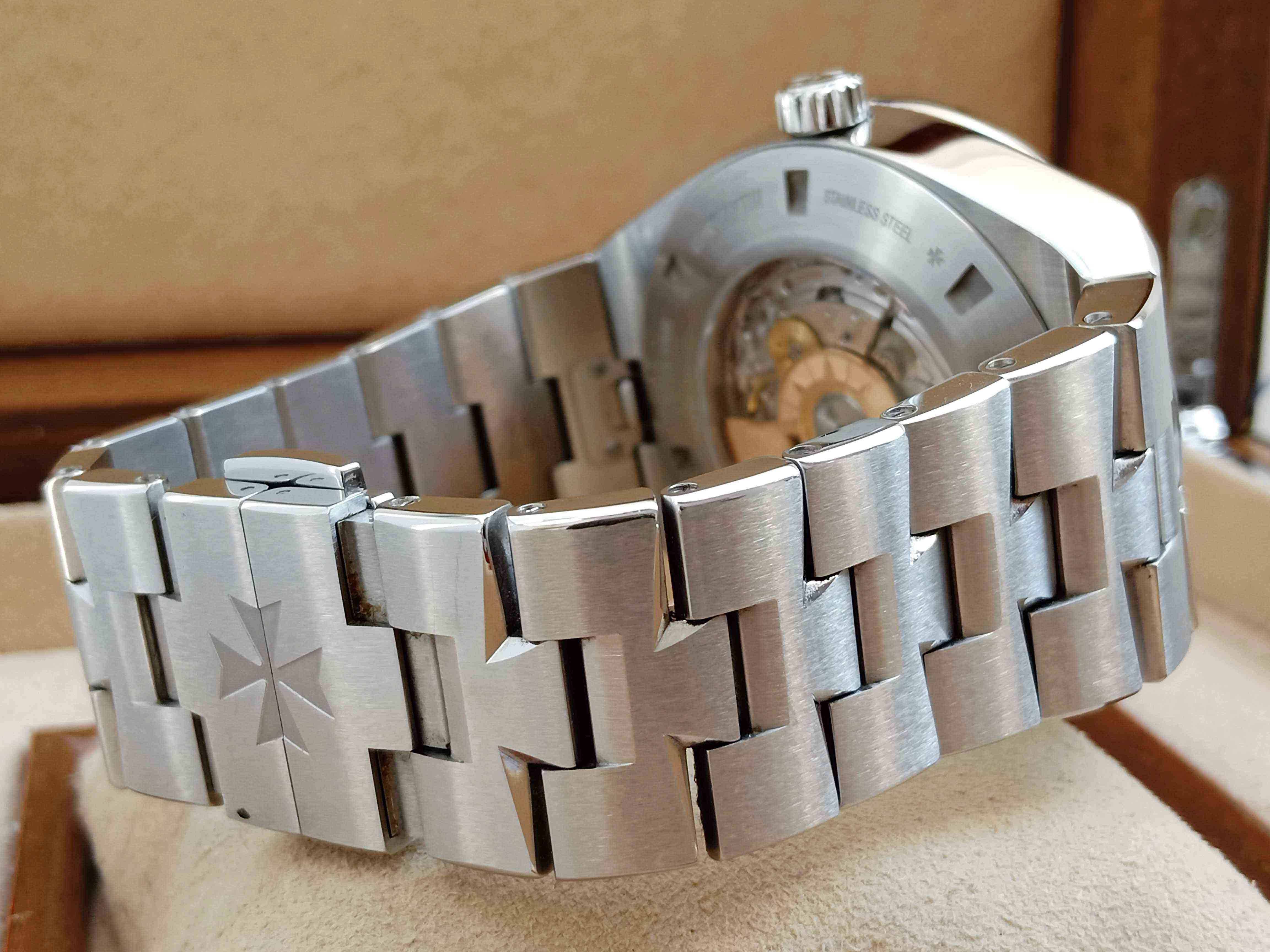 Vacheron Constantin Overseas World Time