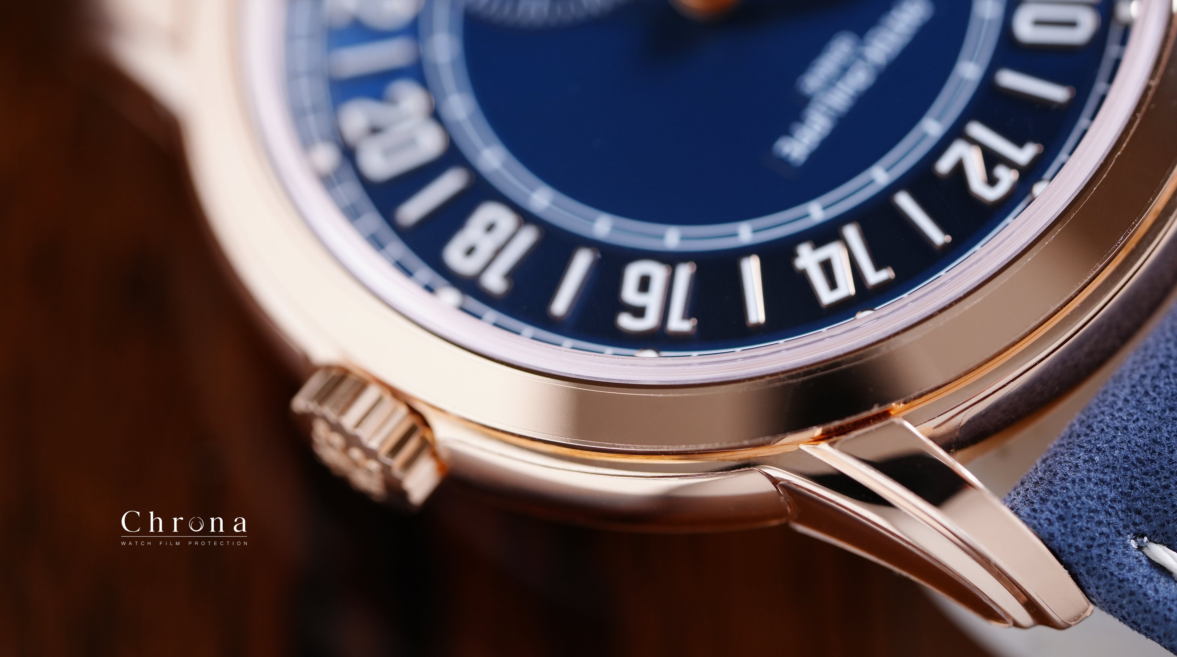 Patek Calatrava 5224R Right View